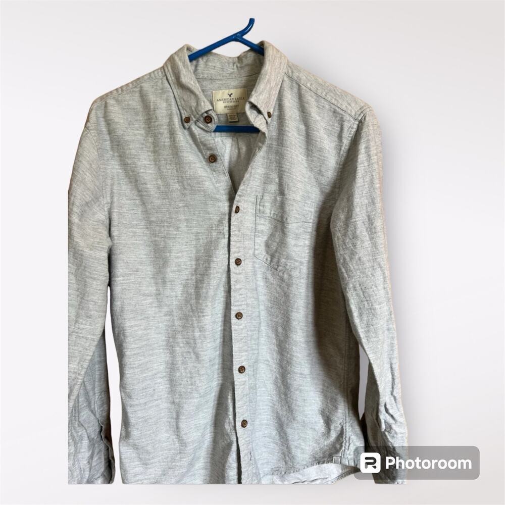 American Eagle Men’s size S shirt, long sleeves, flannel